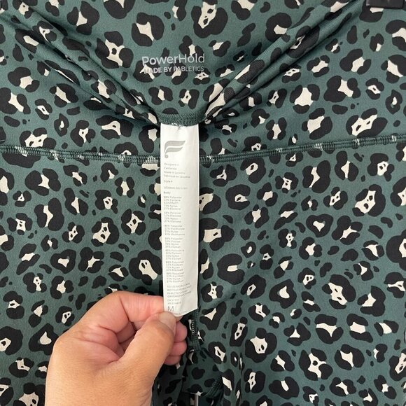 Fabletics Define PowerHold High-Waisted 7/8 Legging Leopard Green Medium Yoga - Picture 10 of 10